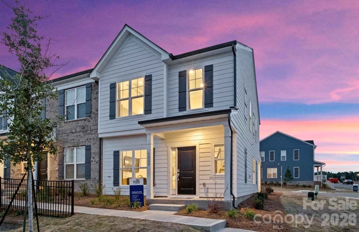 2104 Cobble Court