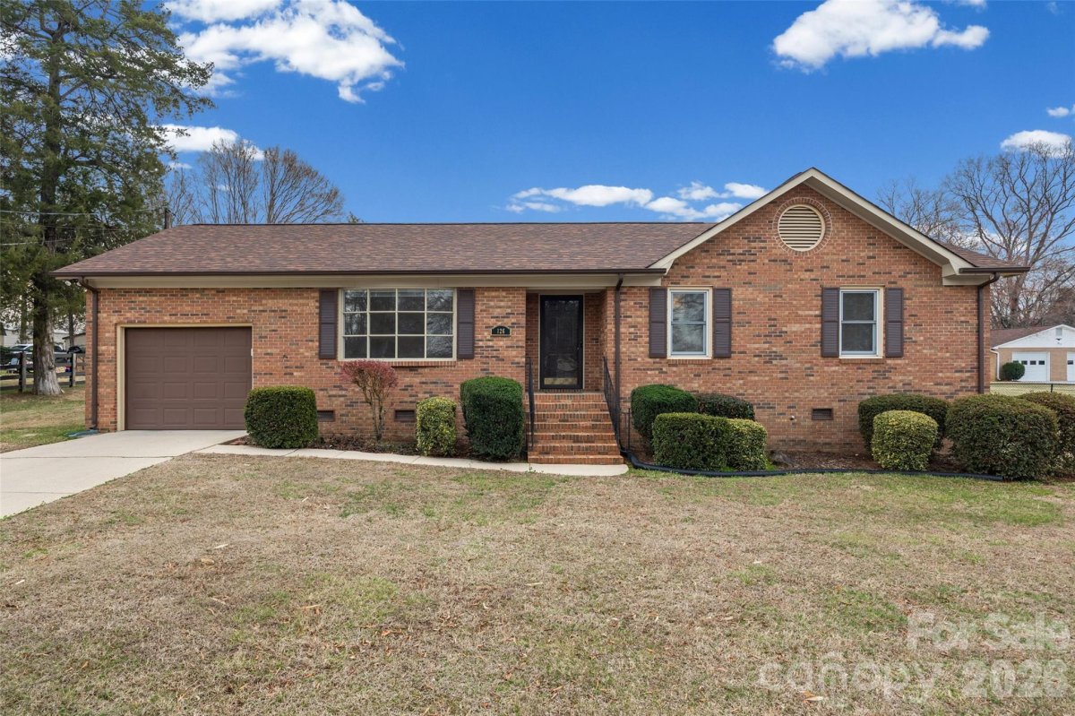 126 Oakside Drive