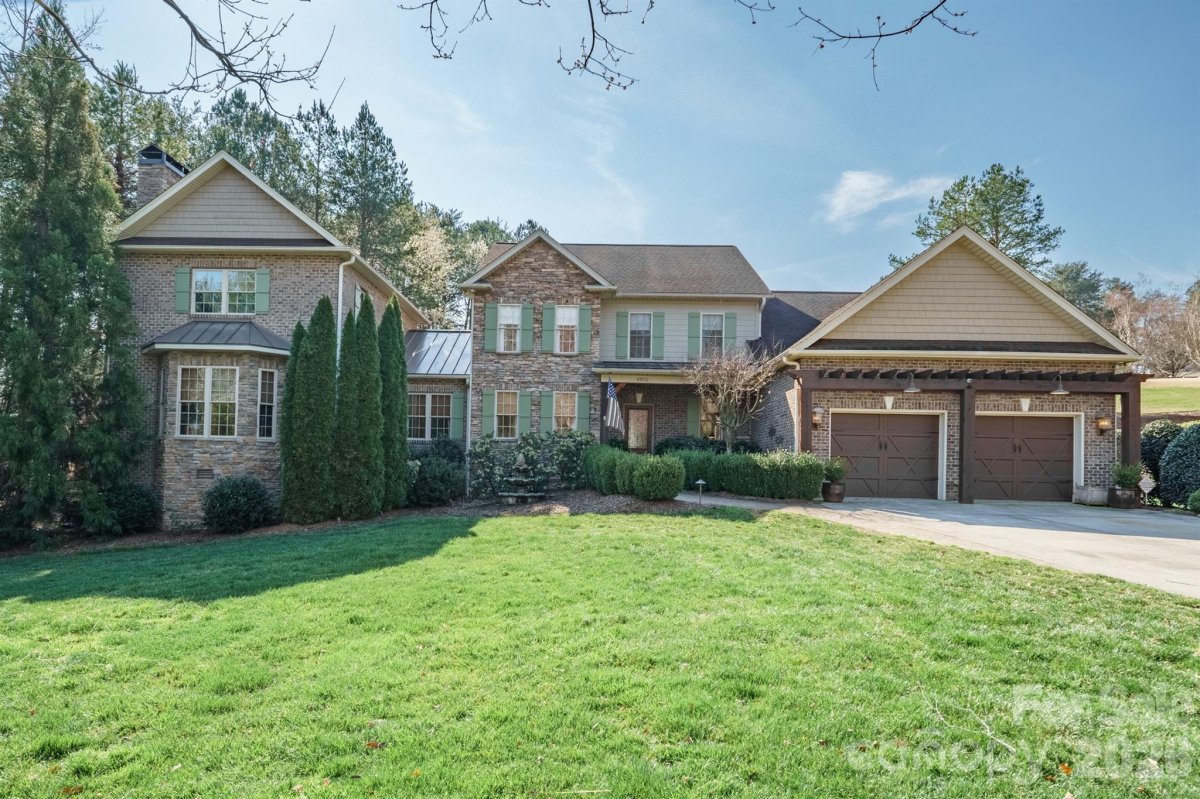 4852 Brookridge Drive