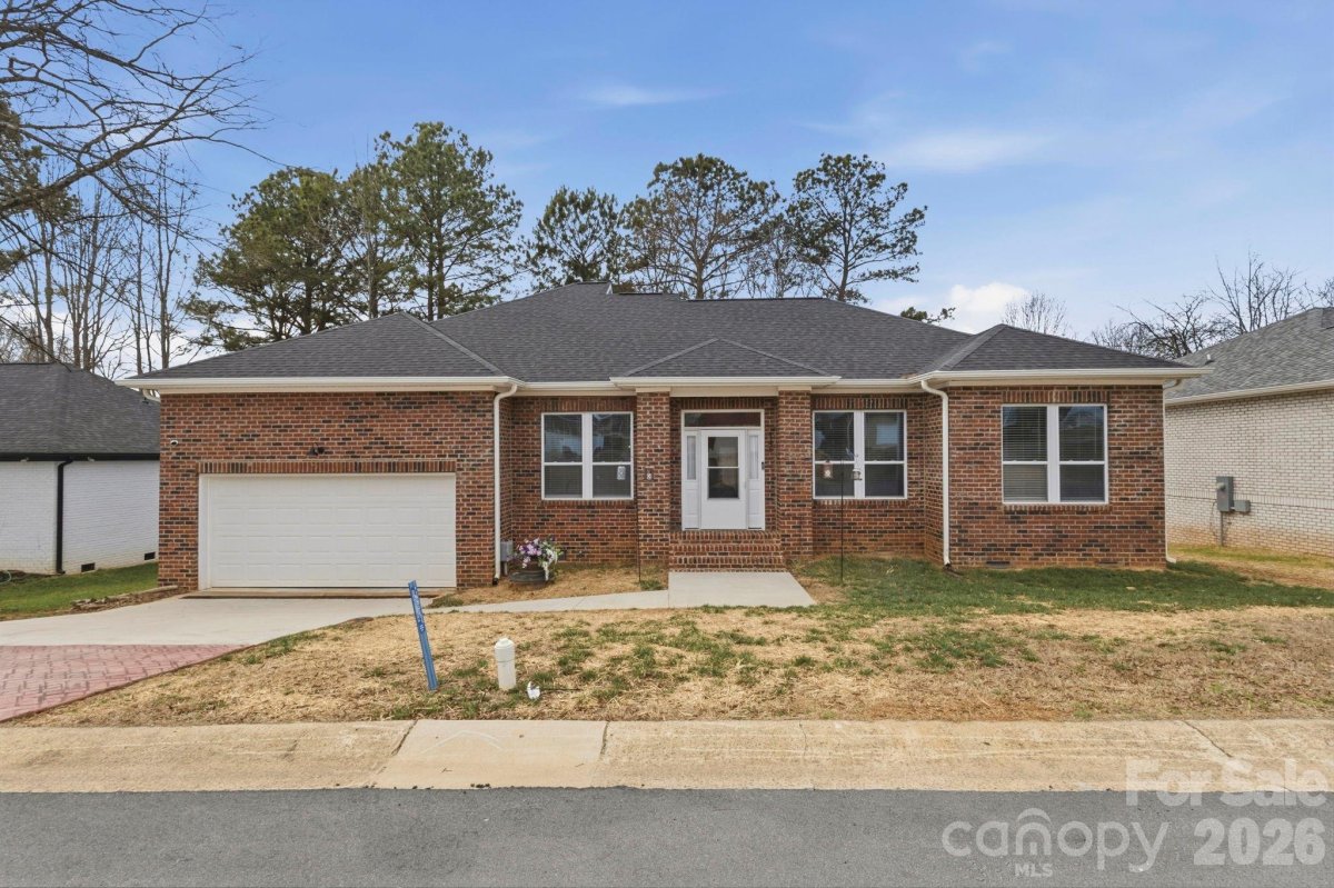 145 Ole Eastpointe Drive