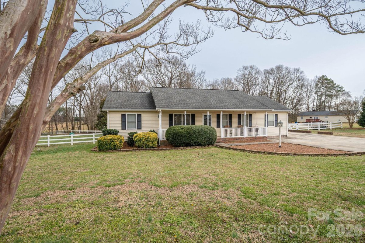 112 Pilots Ridge Drive
