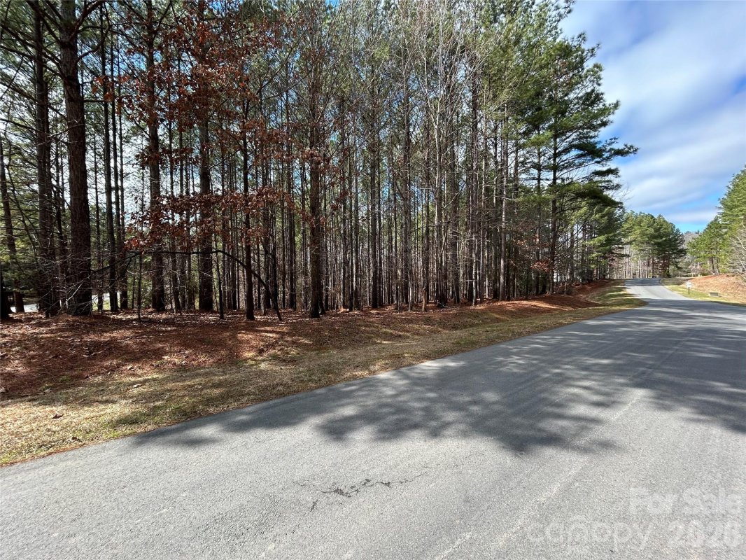 115 Water Oak Way