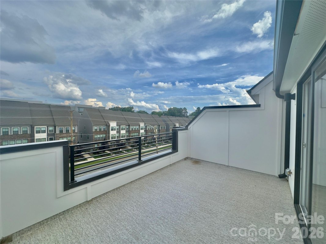 3648 S Tryon Street