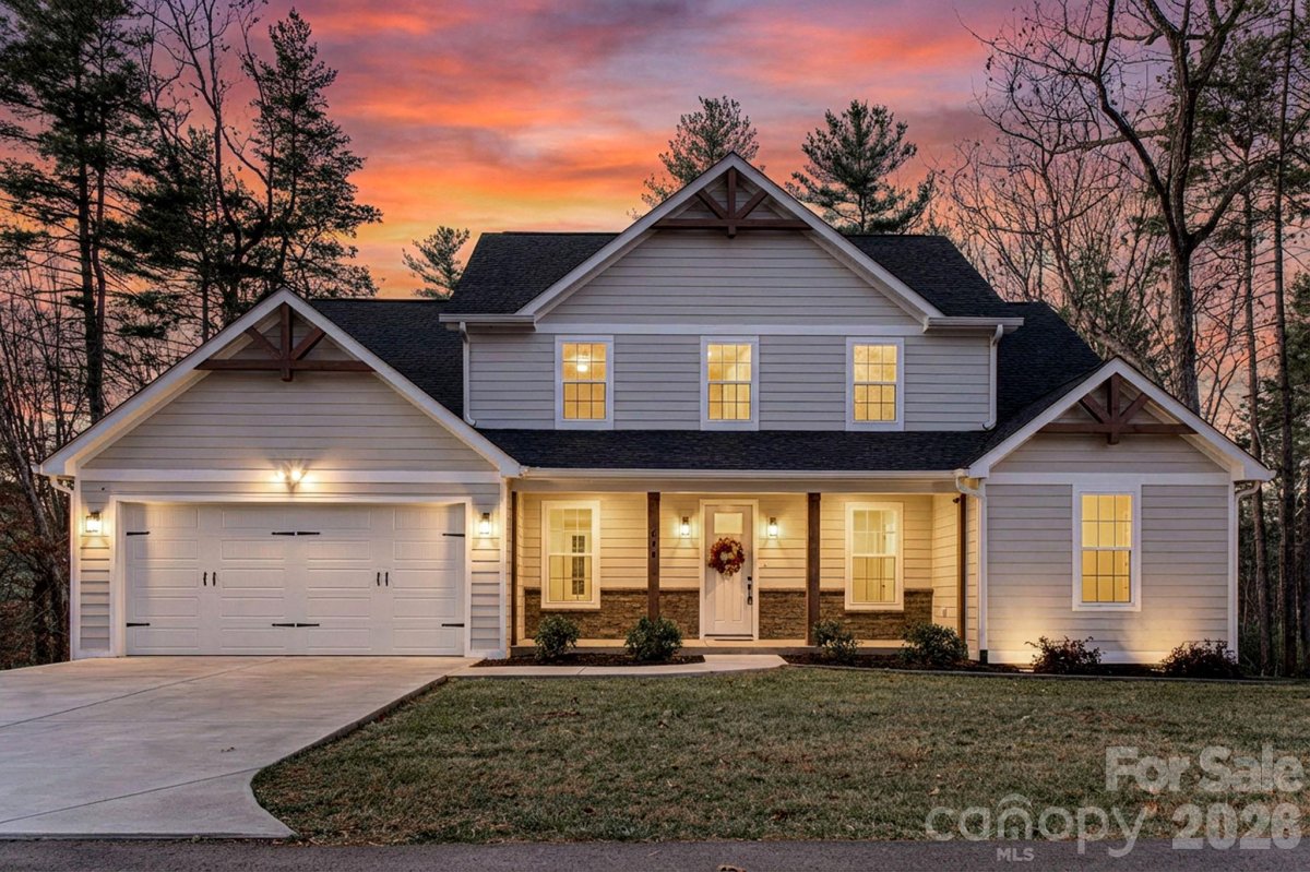 690 Settlers Trail