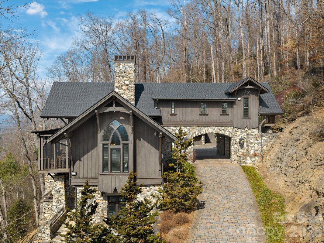 434 Coopers Hawk Drive