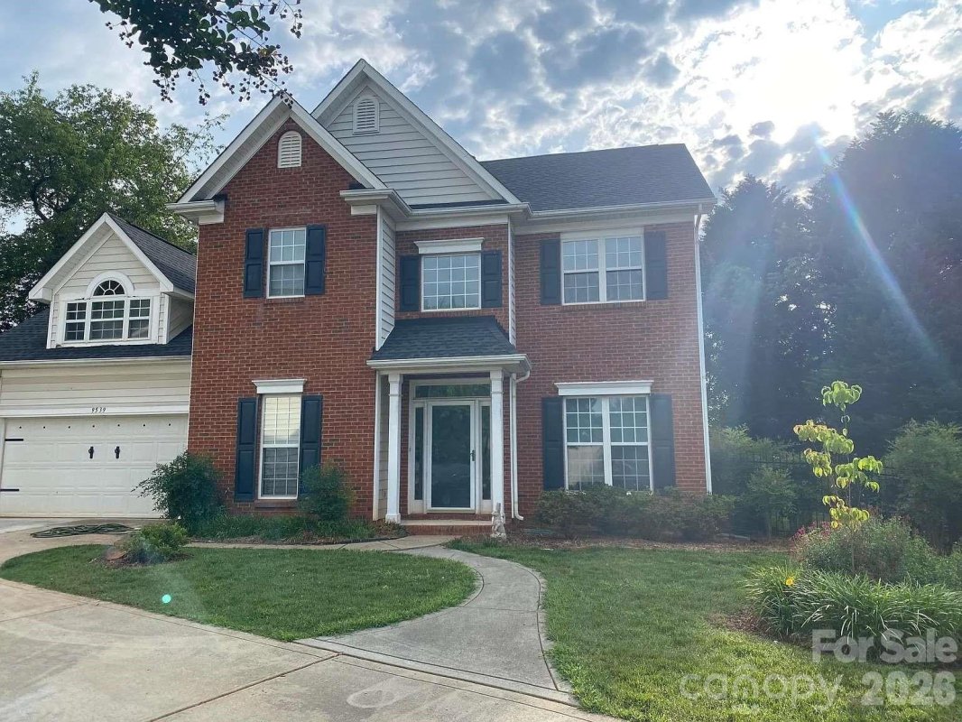 9539 Stawell Drive