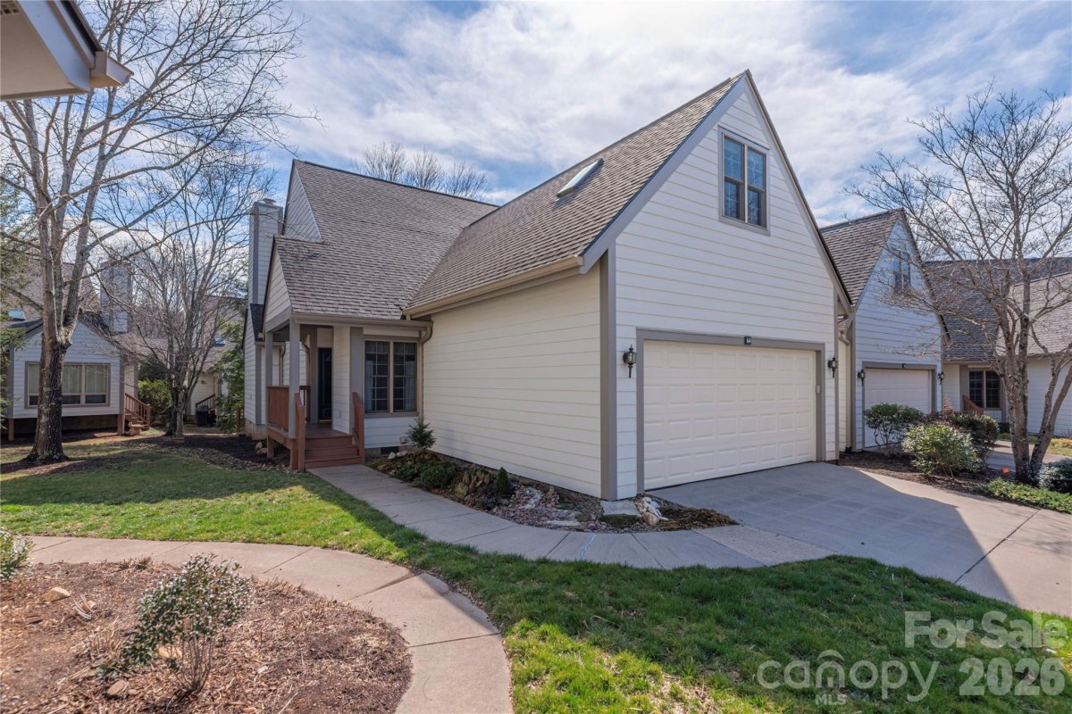 64 Pinnacle Point