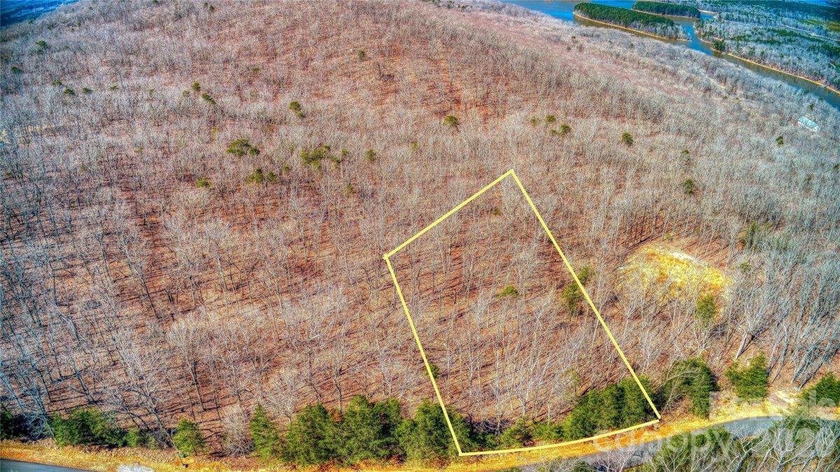 750 Palisade Trail
