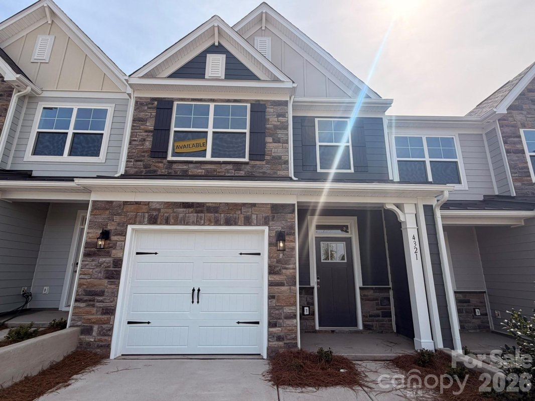 4321 Black Court