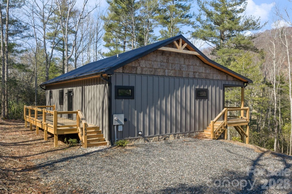 162 Shady Oak Lane