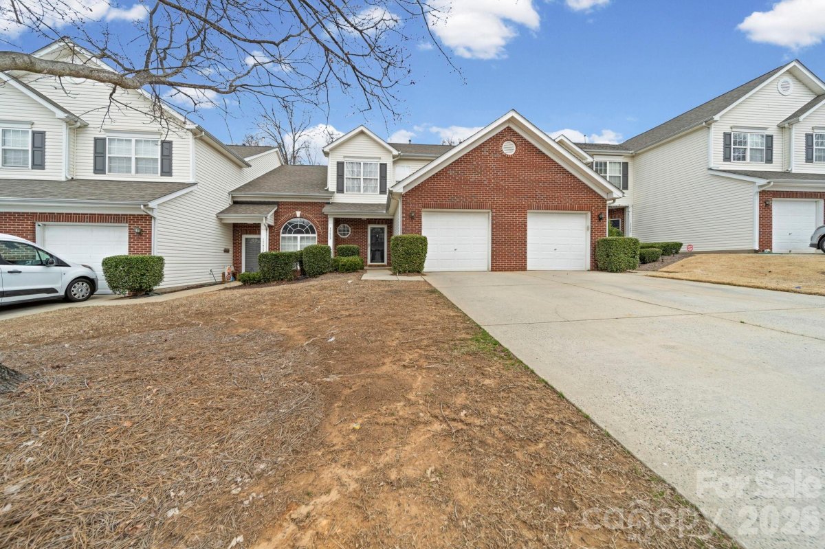 12429 Stratfield Place Circle