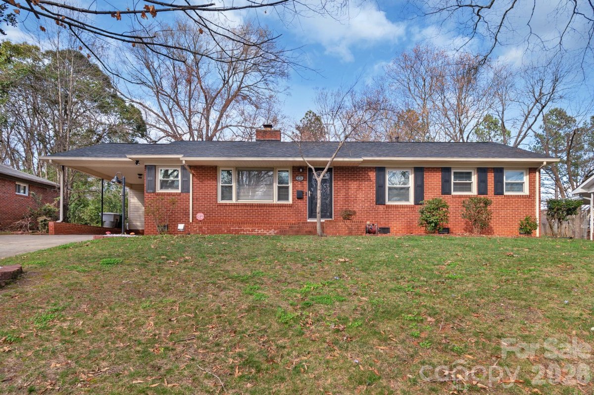 643 Seneca Place
