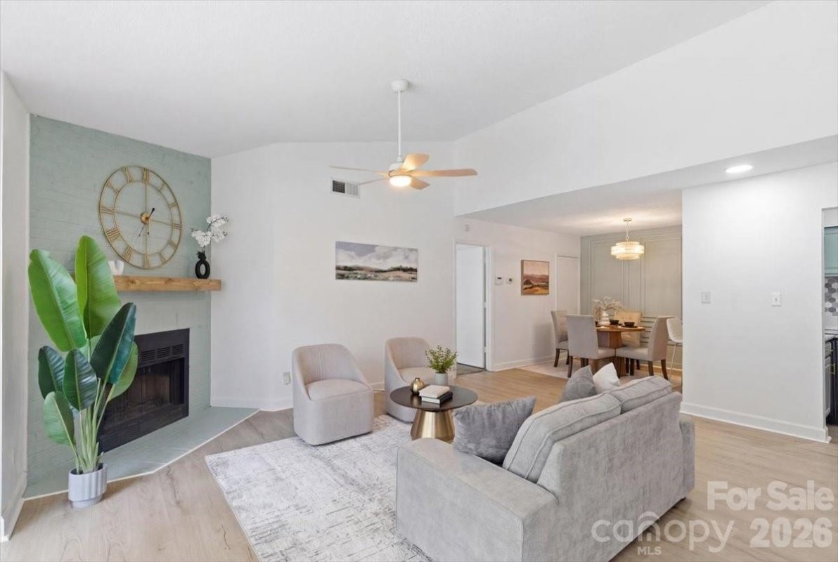 1612 Sharon Road