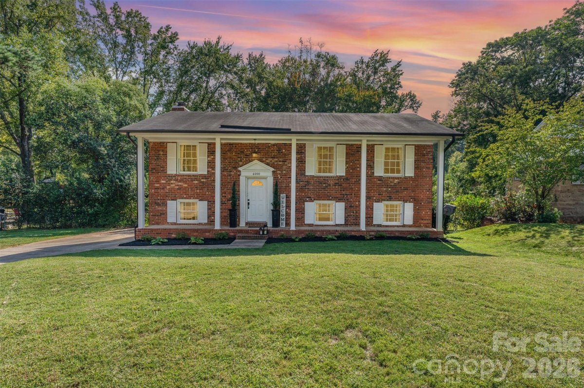 6000 Ferndale Place