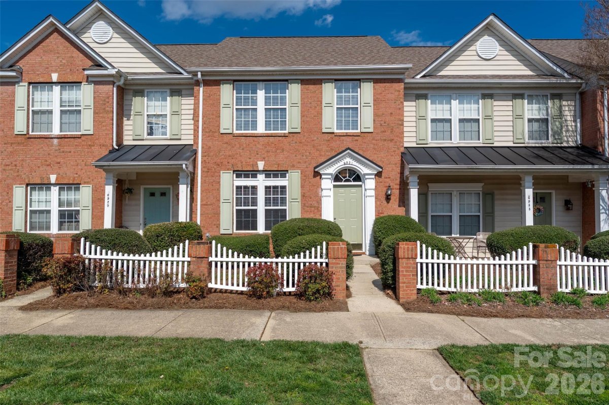6931 Creft Circle