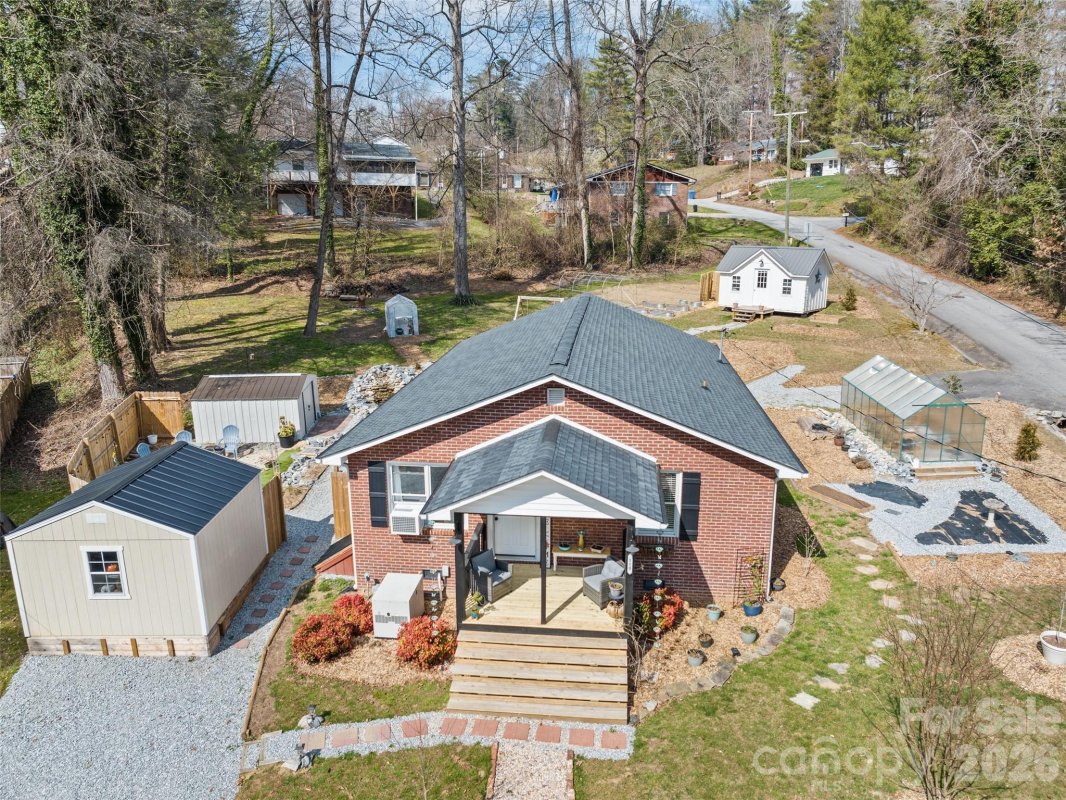 110 Ewart Drive