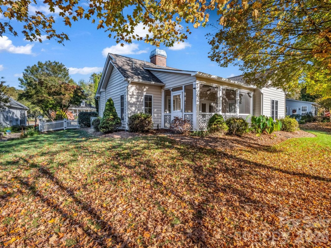 276 Cambridge Drive