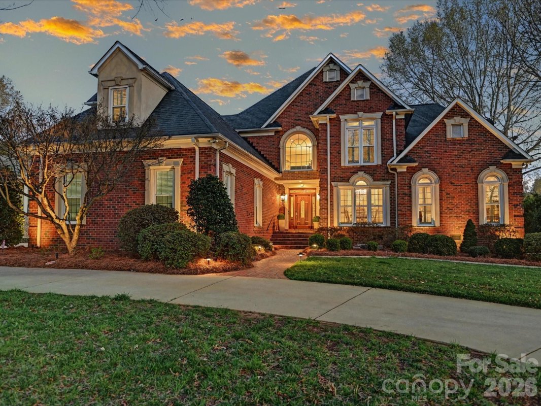 1321 Churchill Downs Drive