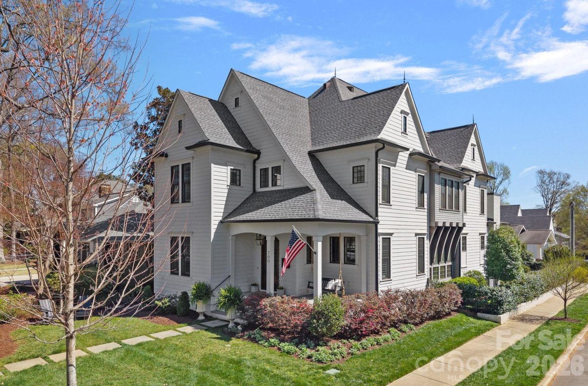700 Clement Avenue