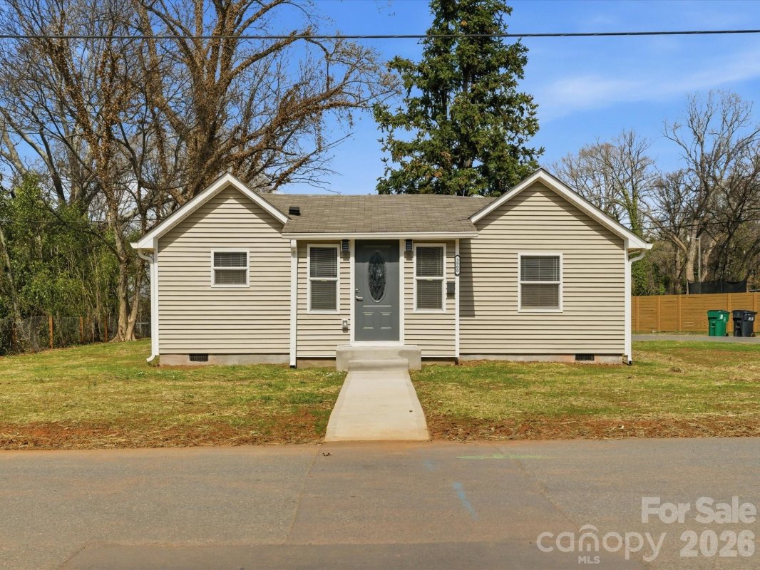 3900 Plainview Road