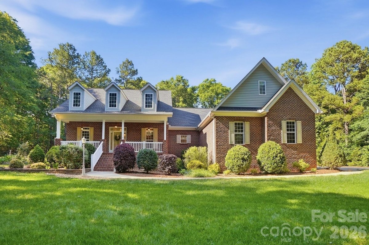 2043 Standing Timber Road