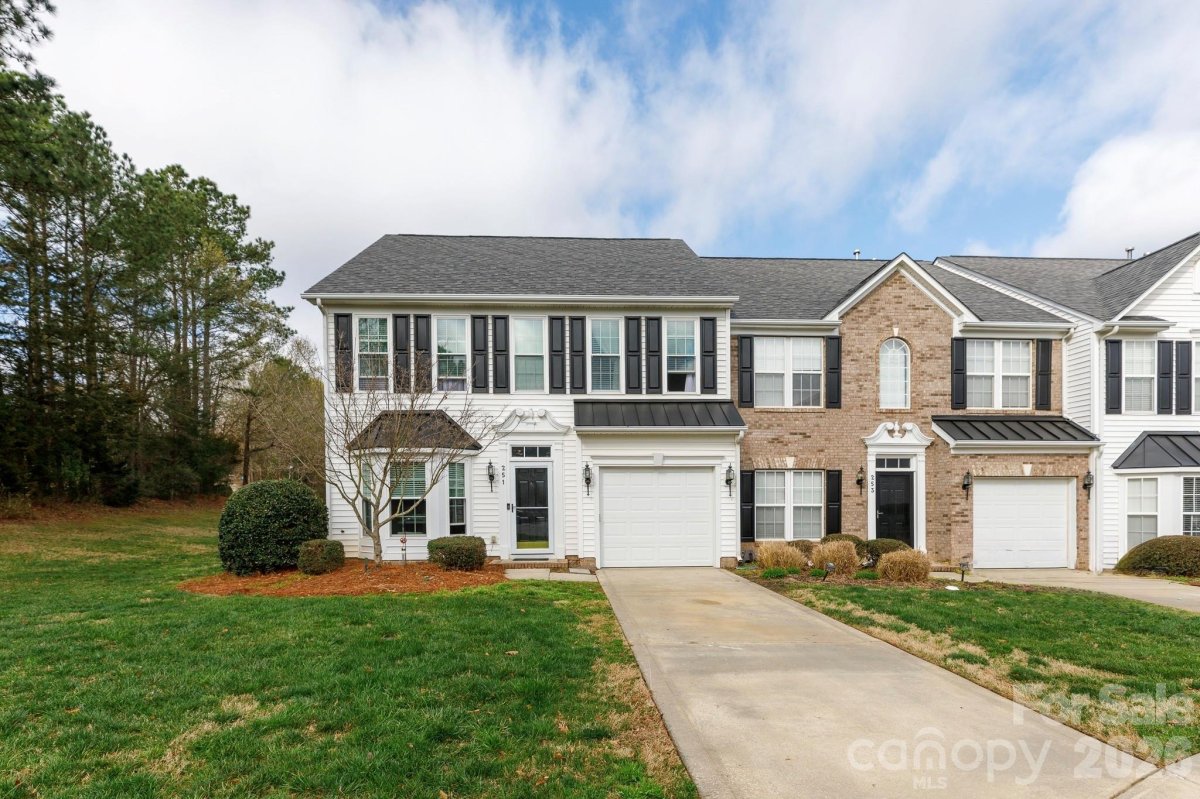 251 Horizon Circle