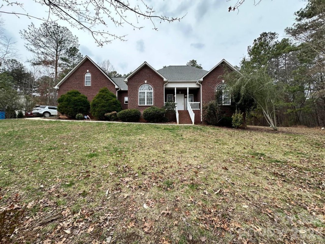 1385 Ron Whicker Drive