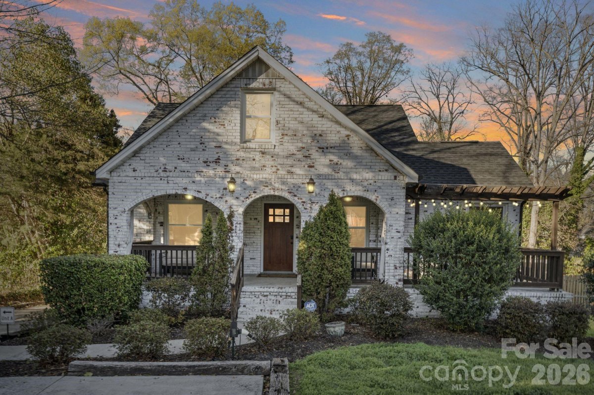 3720 Tuckaseegee Road