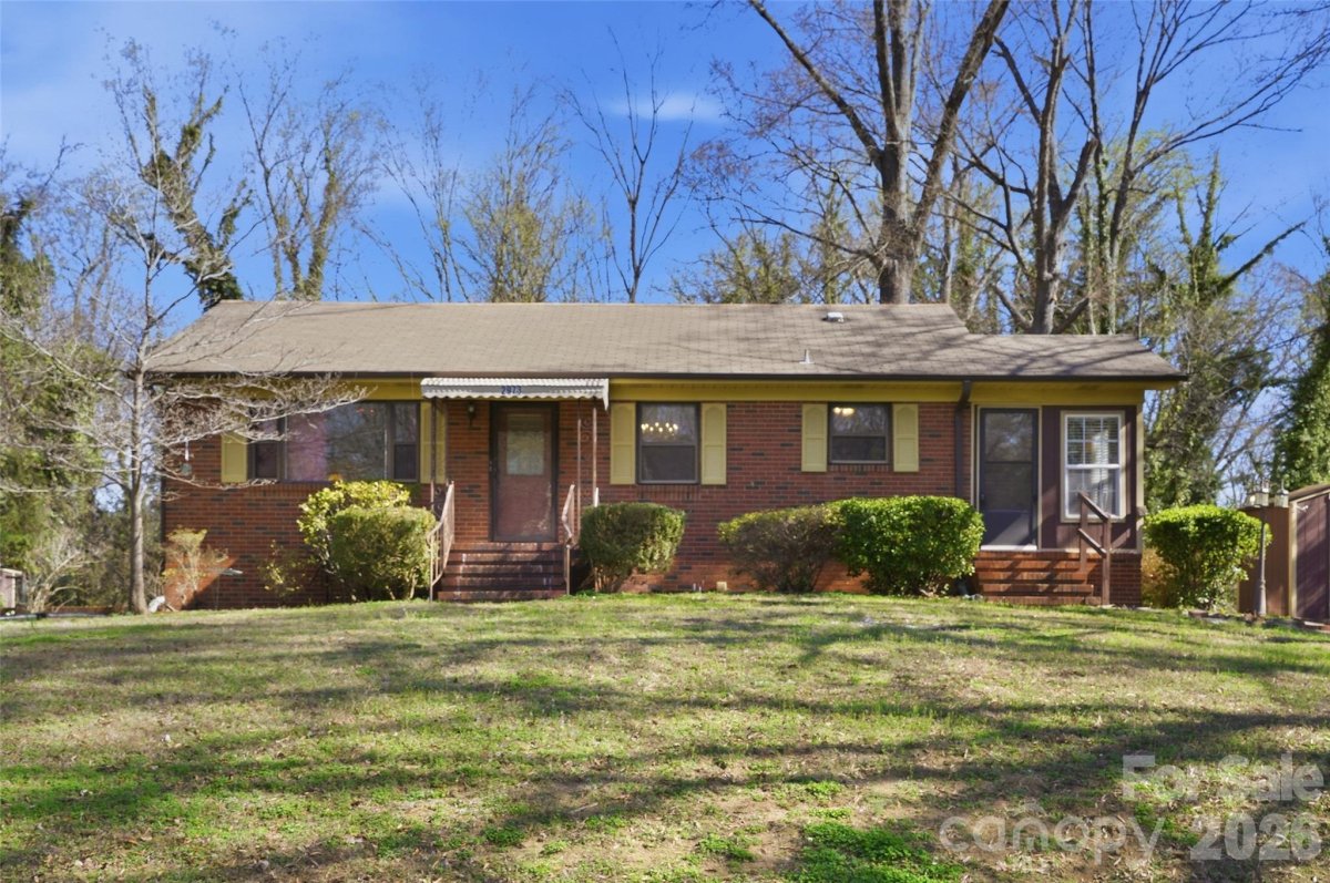 2973 Shady Lane