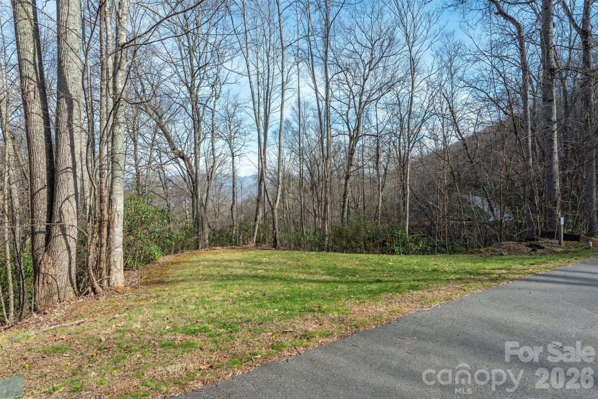 1279 Arborcrest Way