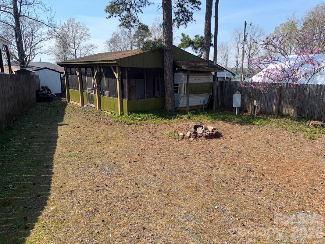 125 Lookout Trail