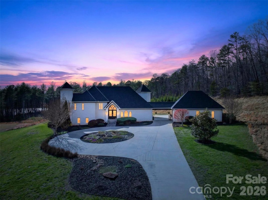 300 Springhill Drive