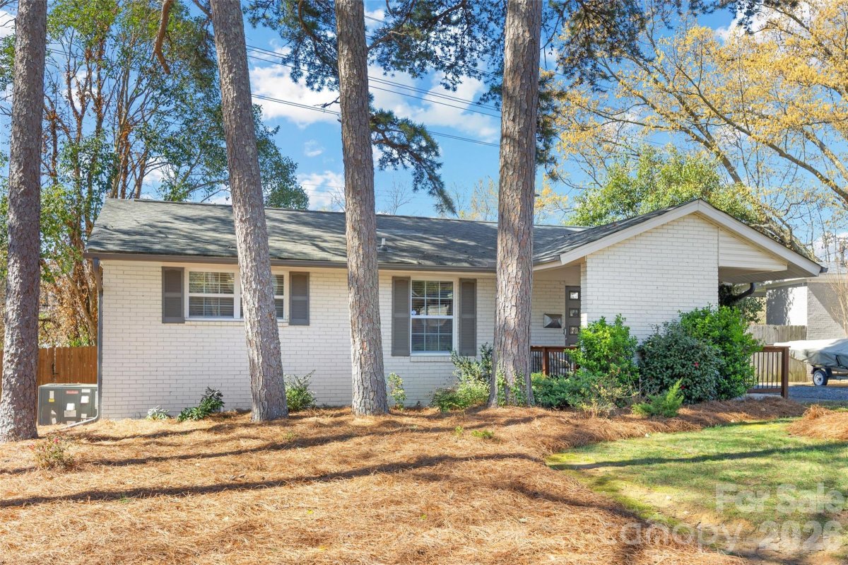 4828 Gilmore Drive
