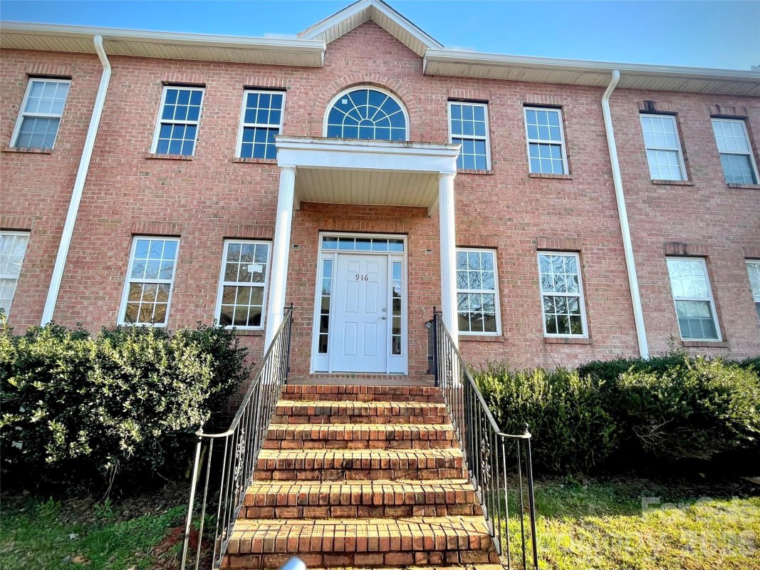 916 Richland Drive