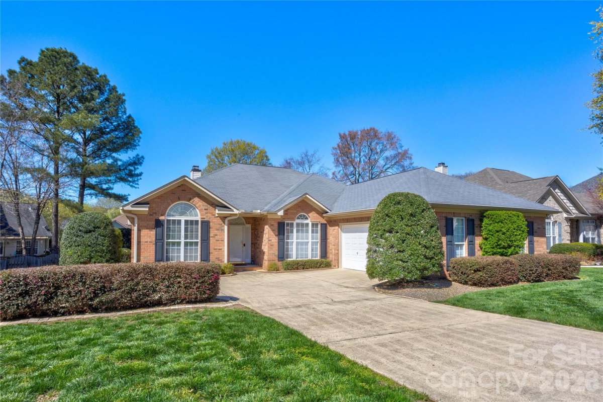 580 Gatsby Place