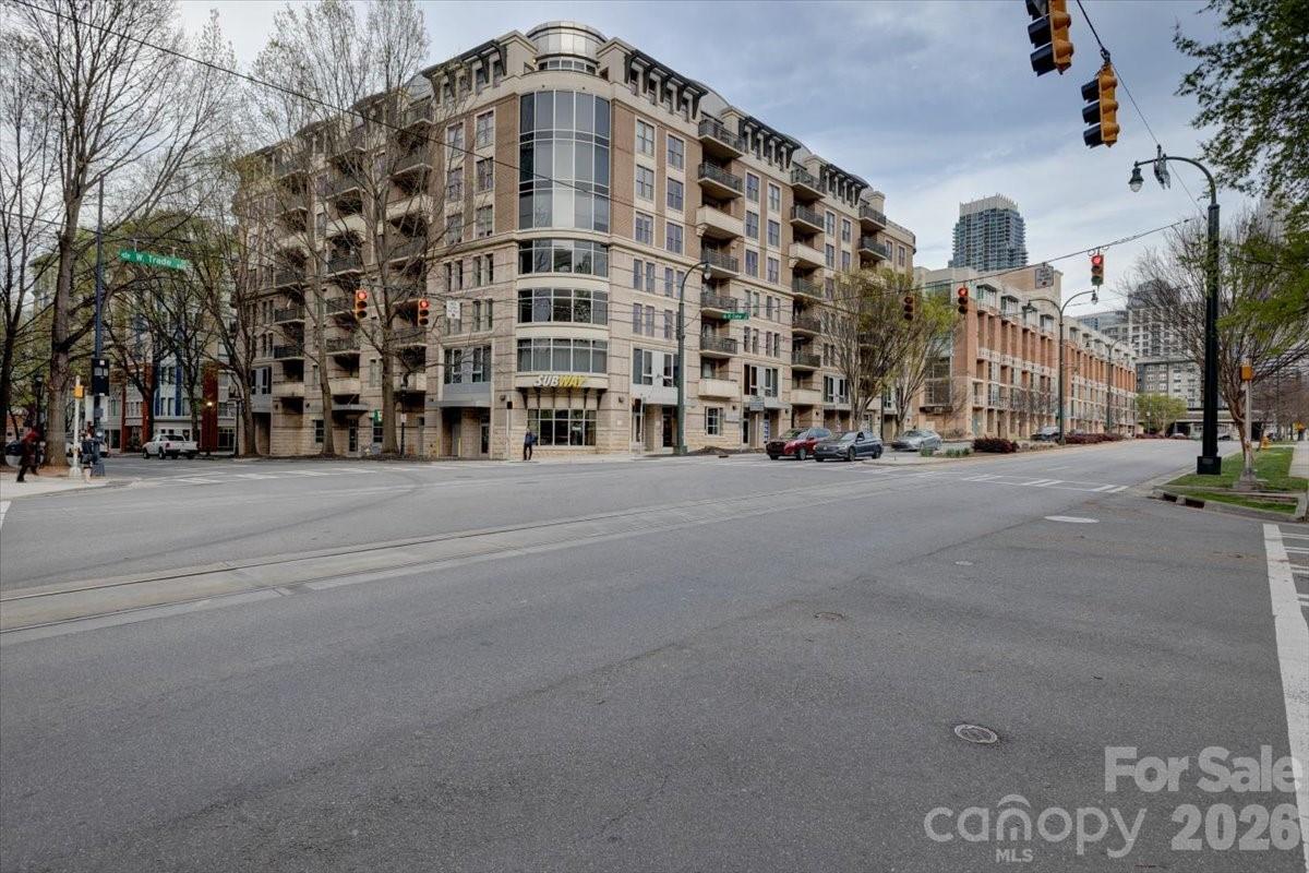 718 W Trade Street