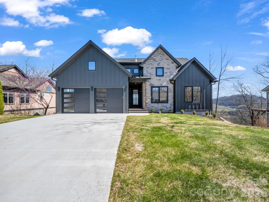 90 Summit Hill Road