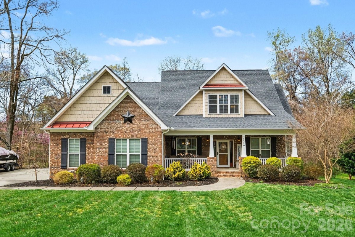 1520 Bennington Drive