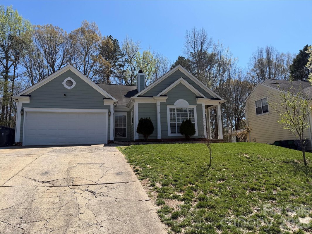 8405 Duckwood Lane