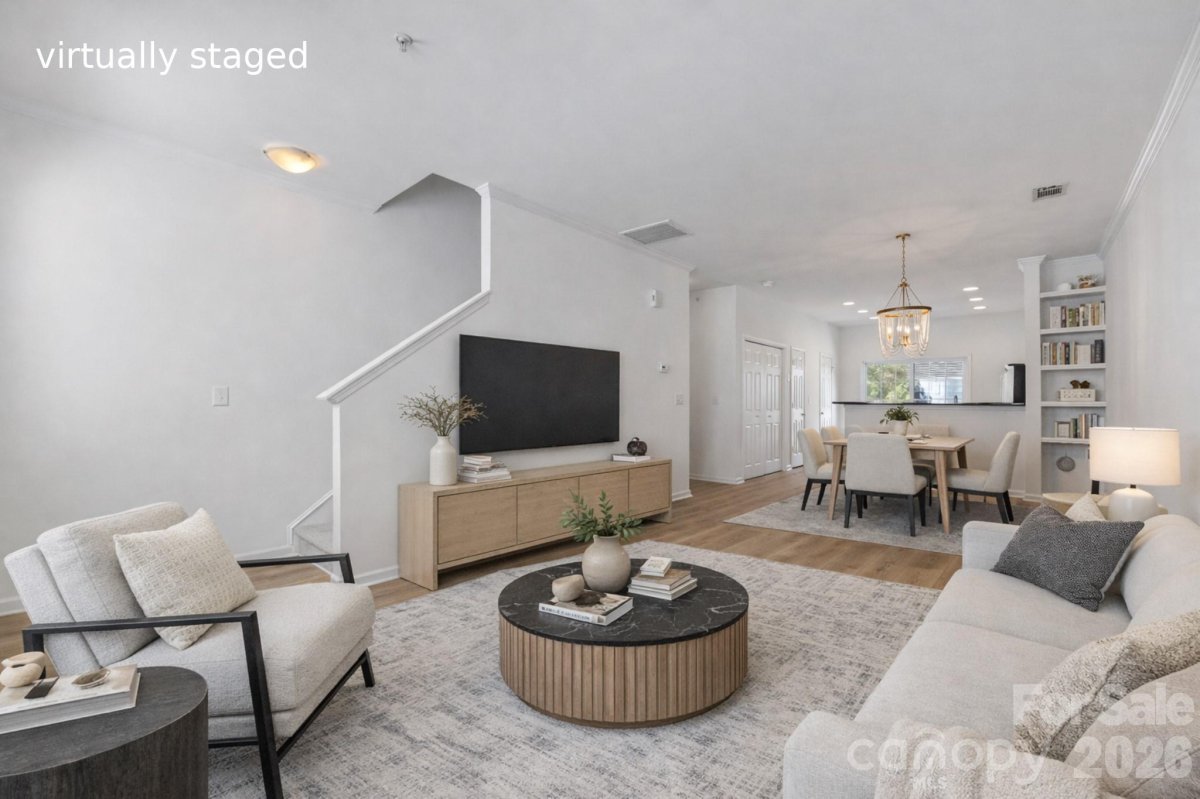1127 Ilana Court