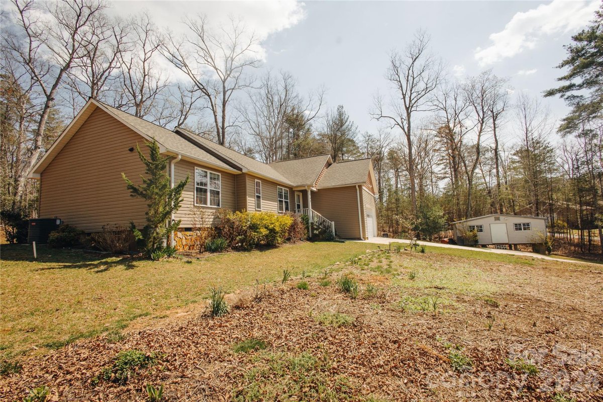160 Winsome Forest Drive