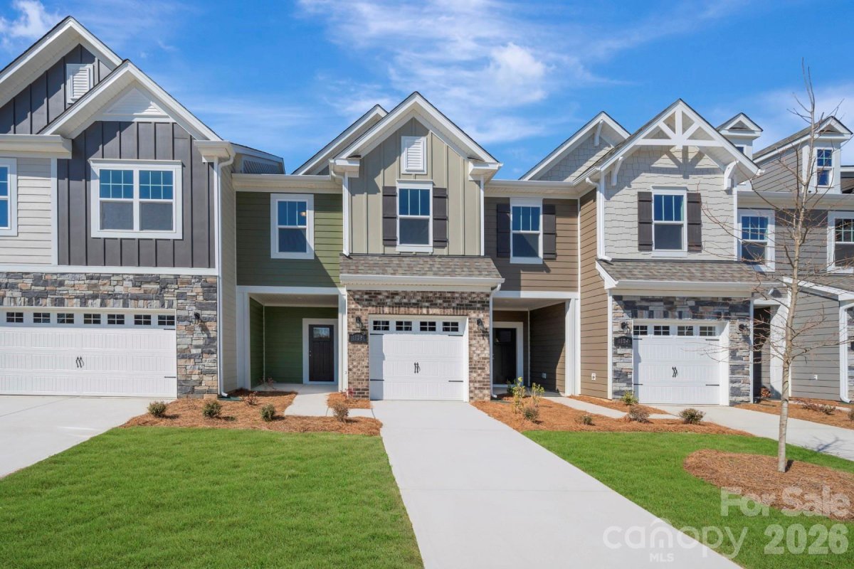1138 Overbrook Place