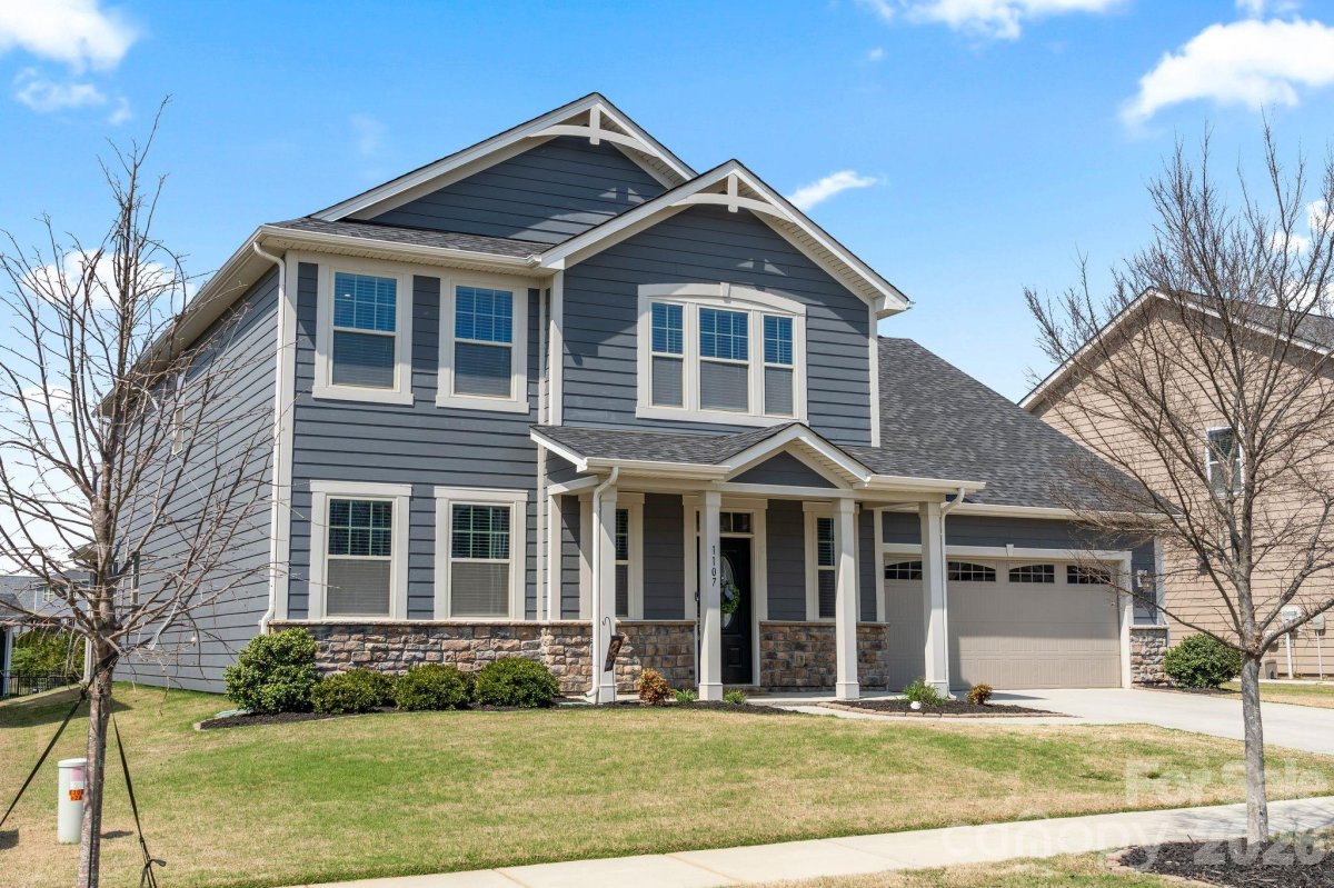 1107 Dryden Road