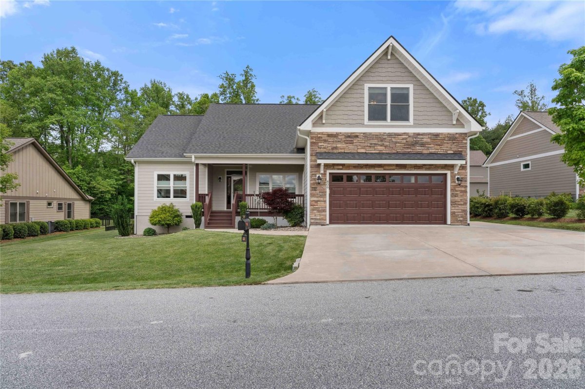 806 Blacksmith Run Drive