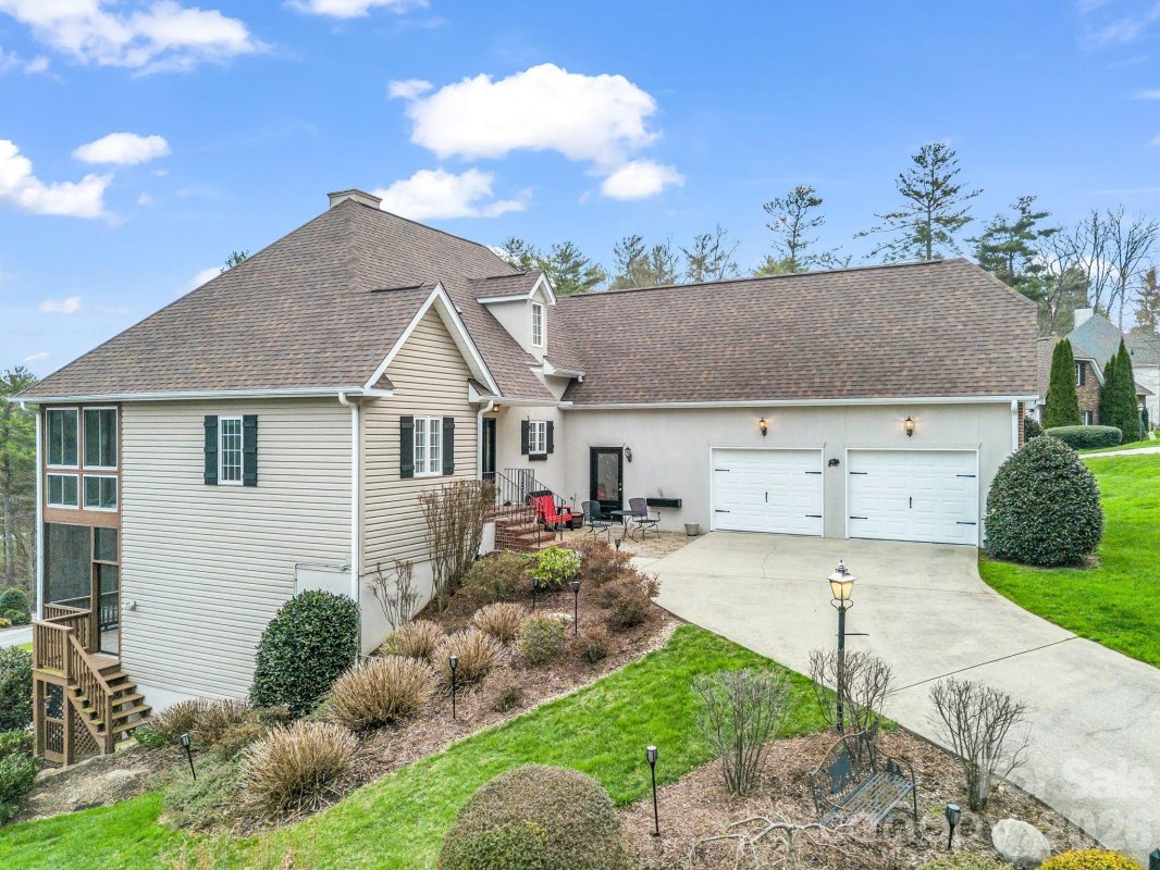 29 Spring Heights Court