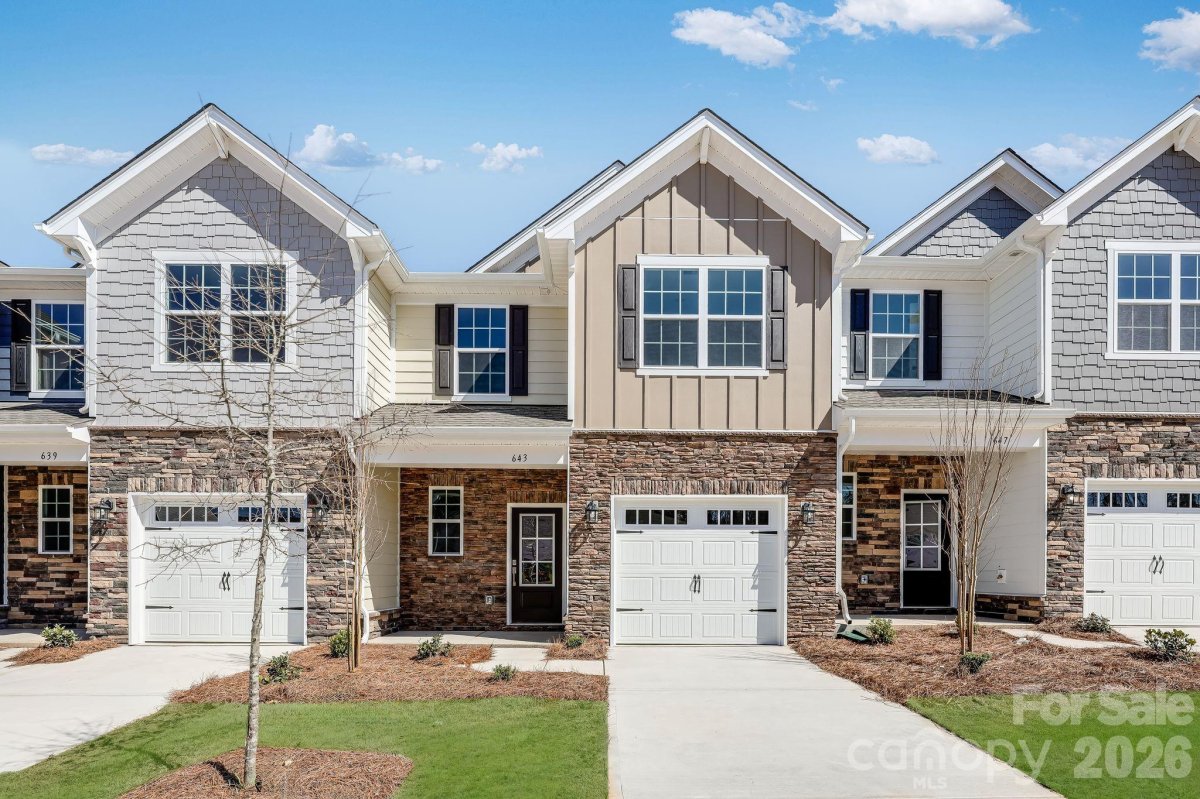 643 Sparano Loop