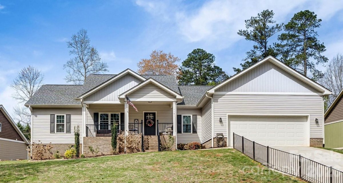 1181 Kensington Circle