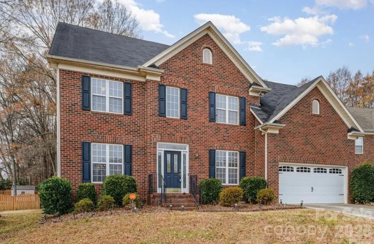 11005 Chilcomb Court