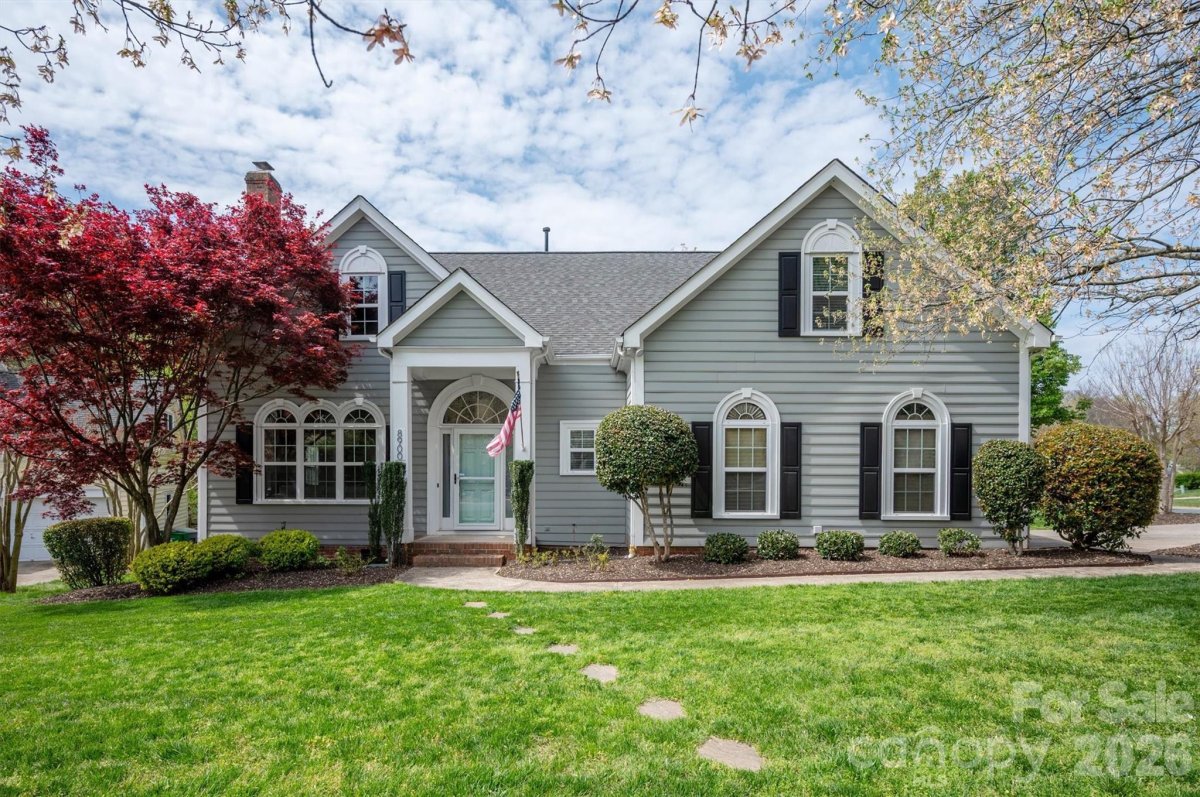 8900 Valewood Court