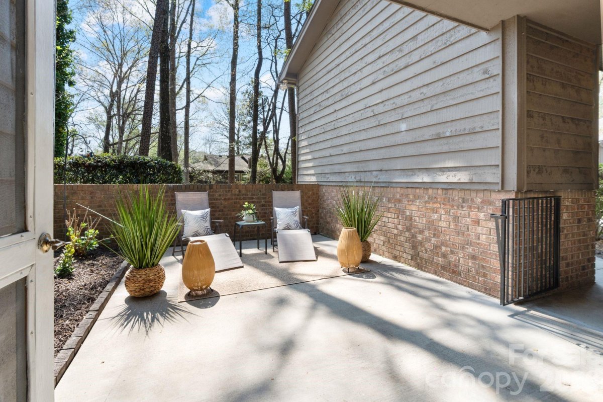 3505 Colony Crossing Drive
